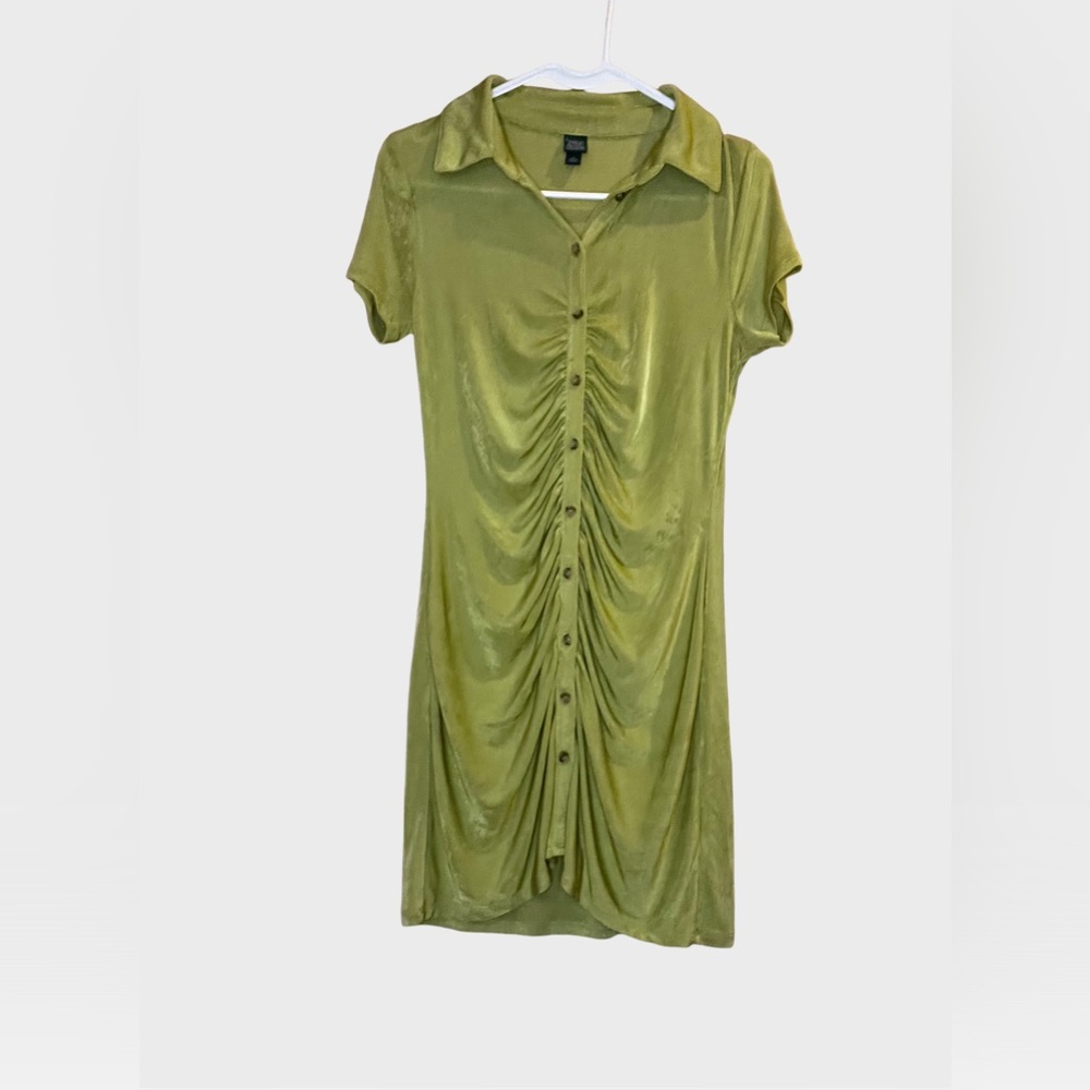 Wild Fable lime green, nylon button down shortsleeved mini dress